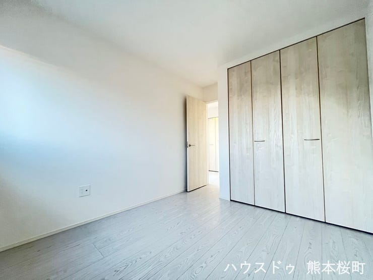 ■□■用途が広がる、自由な居室■□■寝室、書斎、趣味の部屋。家族の成長やライフスタイルに合わせ、様々な使い方ができる快適な空間です