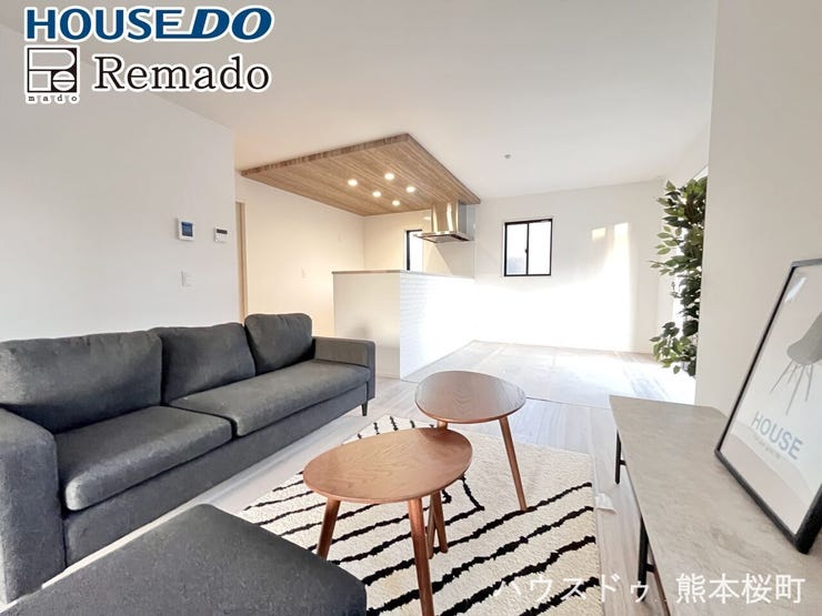 ■□■家族の笑顔が集う、安らぎとくつろぎの中心地■□■お気に入りの家具を迎え、窓からは心地の良い光が差し込みます。