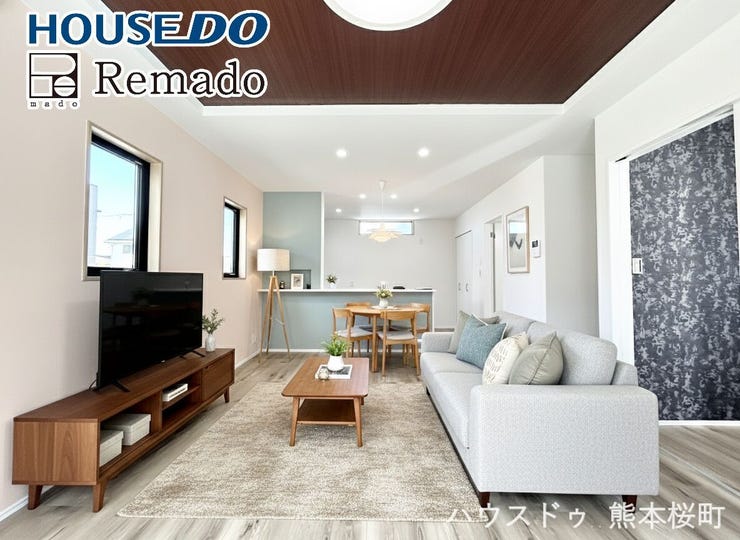 ■□■家族の笑顔が集う中心地■□■お気に入りの家具を迎え、窓からは心地の良い光が差し込みます。※CGで家具を配置しています。