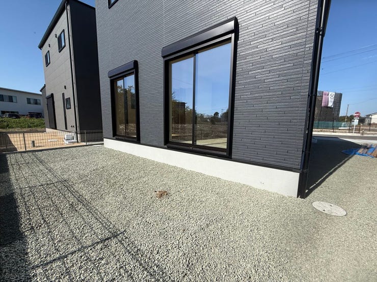 ■□■遊びと安らぎの多目的空間■□■子どもが安全に遊べ、ペットと触れ合い、大人も自然に癒やされる、暮らしを彩るスペースです。