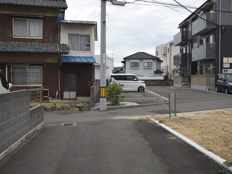 分譲地の南側道路