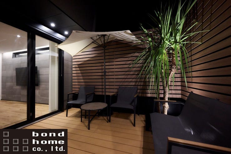 素敵なリビングテラスで家族団らん♪BBQも周りの目を気にせず楽しめるお家はbond homeが実現!写真提供:(株)bond homeの施工物件です。