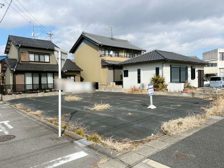 東海道に面しており、弥富、蟹江、名古屋への車通勤楽々です♪