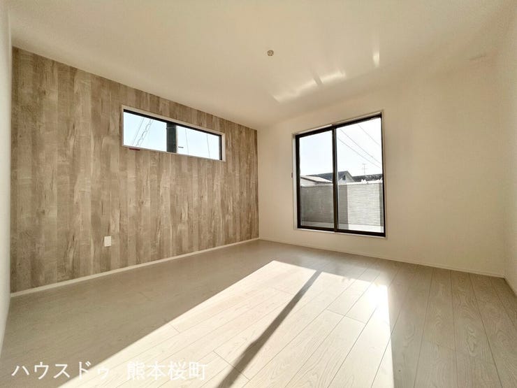 ■2階8.1帖洋室■心からリラックスできる静けさ、上質な眠りで、毎日をリセットします。明日への活力を養う空間です。