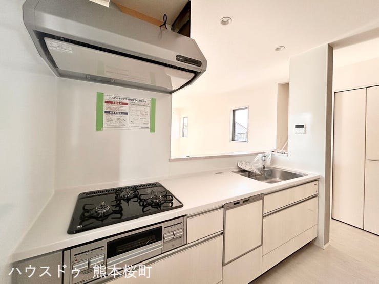 ■家族の「美味しい」が集まる舞台■高い機能性と美しいデザインを両立。料理する人も、待つ人も、笑顔になれる場所です。