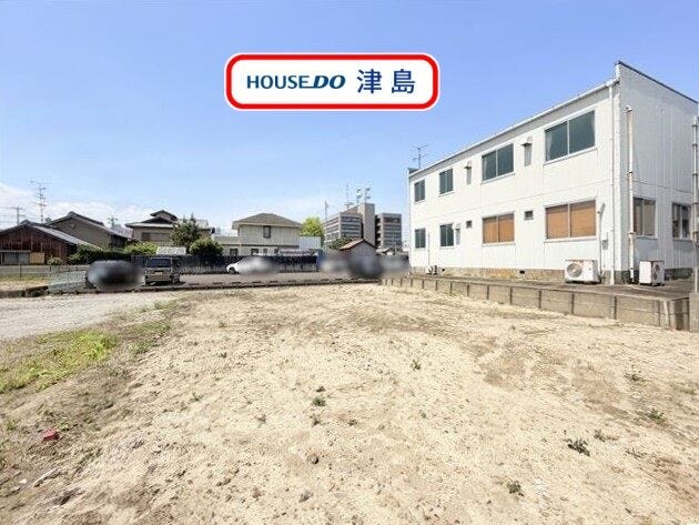 【外観】
東小学校・藤浪中学校エリア。名鉄津島駅まで徒歩7分。教育施設が徒歩圏内に揃い子育て世帯に嬉しい立地。(2026年5月20日撮影)