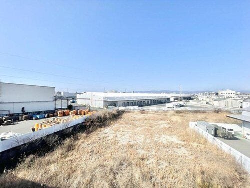 ルーフバルコニーから北東側を望む眺望写真