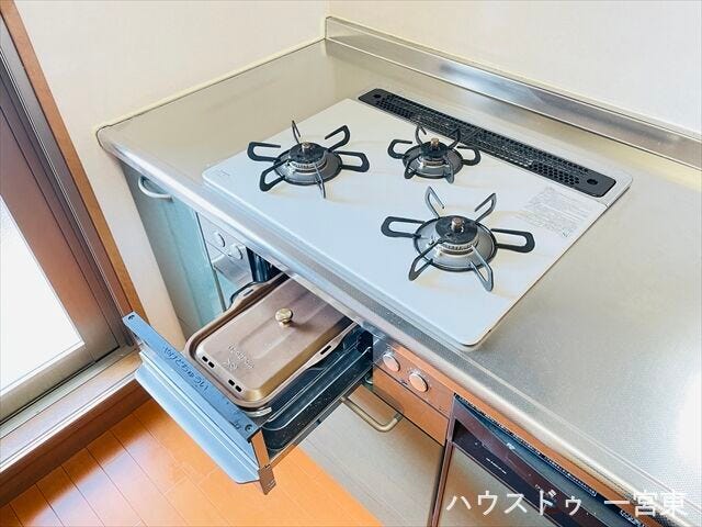 【コンロ】忙しい時でも効率よく調理が可能。家族みんなで楽しむ食事準備がスムーズにできます。