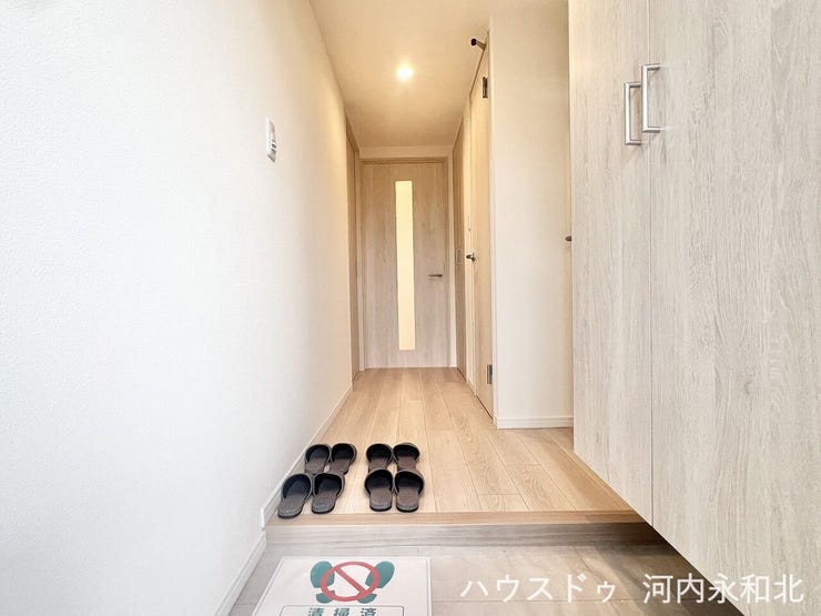 家族みんなの靴がすっきり片付く、大容量のシューズボックス!
玄関周りを常に美しく保てます。