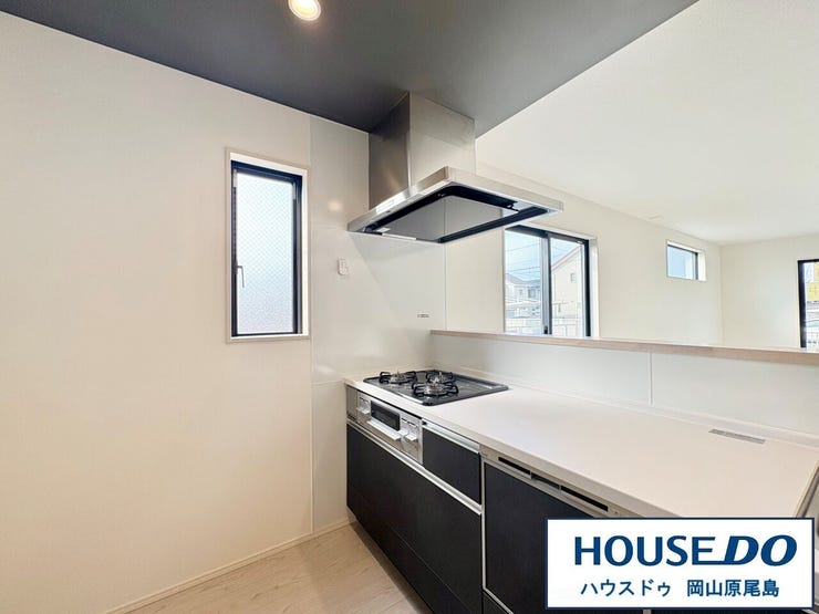 グリル&三口コンロで毎日のお料理が捗ります♪