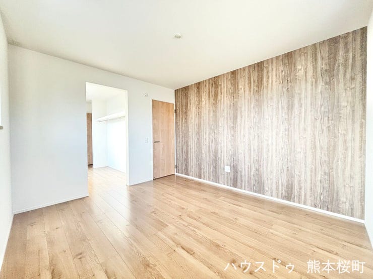 ■2階7.1帖洋室■心からリラックスできる静けさ、上質な眠りで、毎日をリセットします。明日への活力を養う空間です。