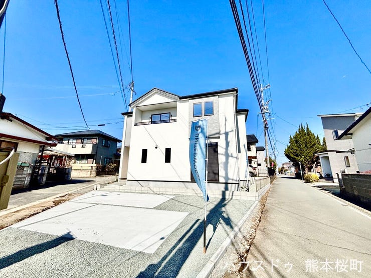 ■理想を叶える新しい暮らしの舞台■高いデザイン性と機能性を兼ね備えた住まい。ここで、家族の新しい物語が始まります。