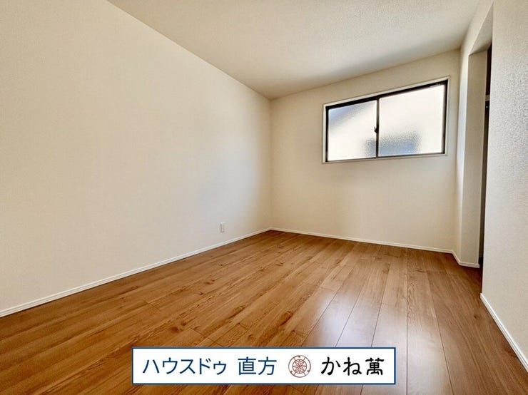 2階洋室(6帖)
ウォークインクローゼットがあります