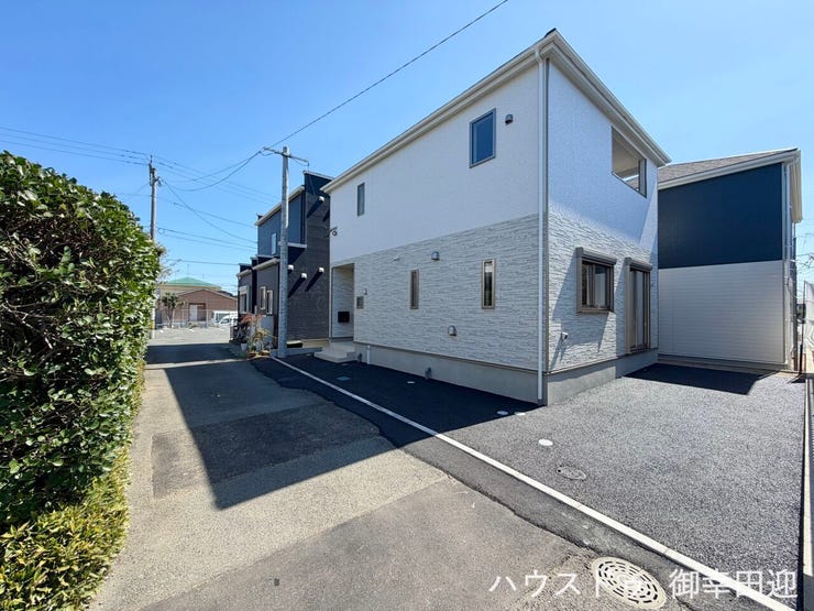 ■理想を叶える新しい暮らしの舞台■高いデザイン性と機能性を兼ね備えた住まい。ここで、家族の新しい物語が始まります。