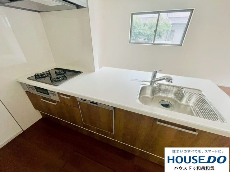 魚焼きグリルと食洗器を内蔵したキッチンで毎日のお料理も快適♪