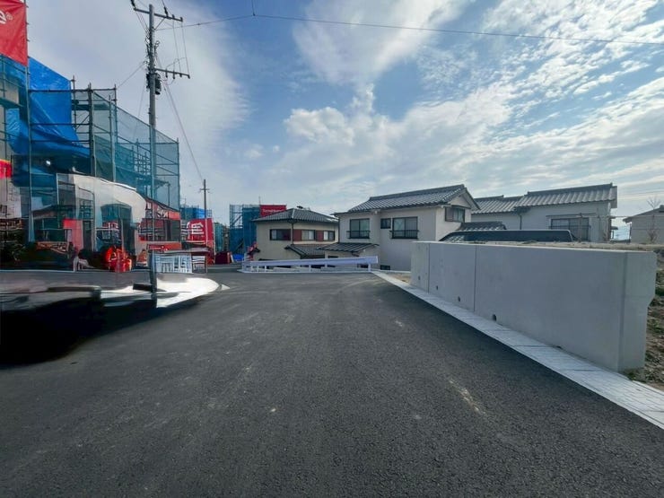 2026年2月6日 建築中
~前面道路です。~
