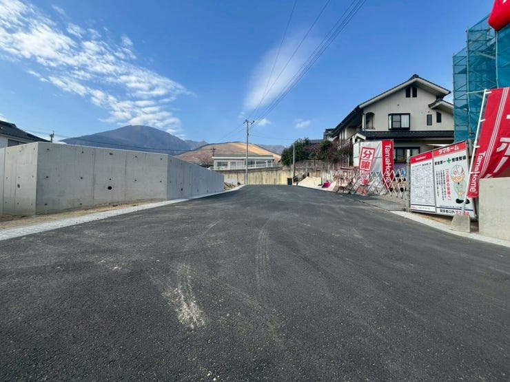 2026年2月6日 建築中
~前面道路です。~