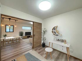 【横尾材木店】建物プラン例
建物総額1998万円
建物面積104.56㎡
他立地条件により別途工事費用が発生する場合がございます