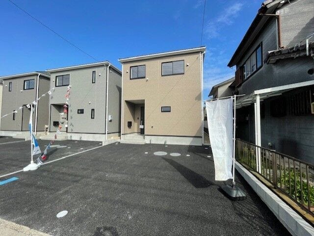 【外観】
伊勢鉄道線「玉垣」駅まで徒歩約10分!
全7棟!2026年3月完成☆