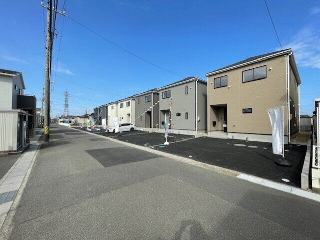 道路幅約5.9mあり、お車の出し入れもスムーズ☆