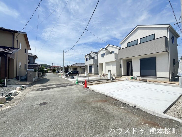 ■□■前面道路■□■
車通りが少なく、駐車がスムーズにできます◎