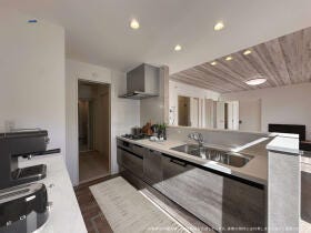 【横尾材木店】建物プラン例
建物総額1980万円
建物面積105.78㎡
他立地条件により別途工事費用が発生する場合がございます