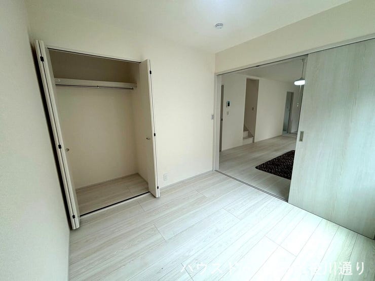 1階4.5帖(別角度) クローゼット完備♪