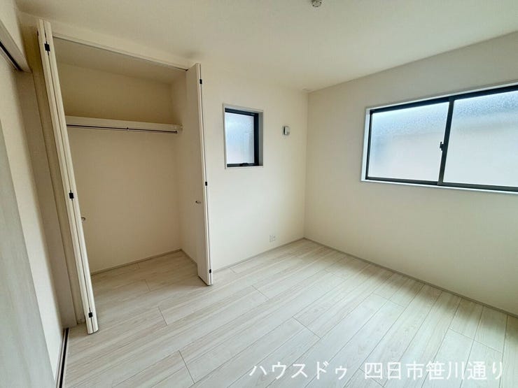 2階5.25帖 クローゼット完備♪