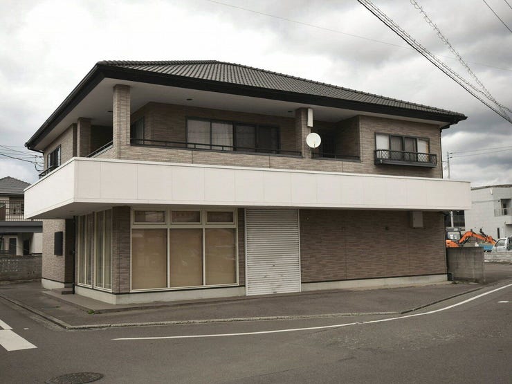 【外観】
外観を南西側より撮影