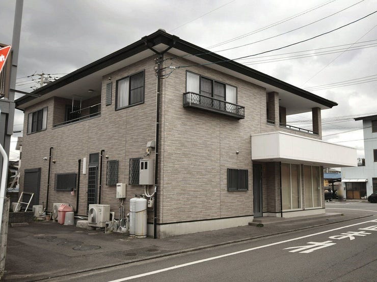 外観を北西側より撮影