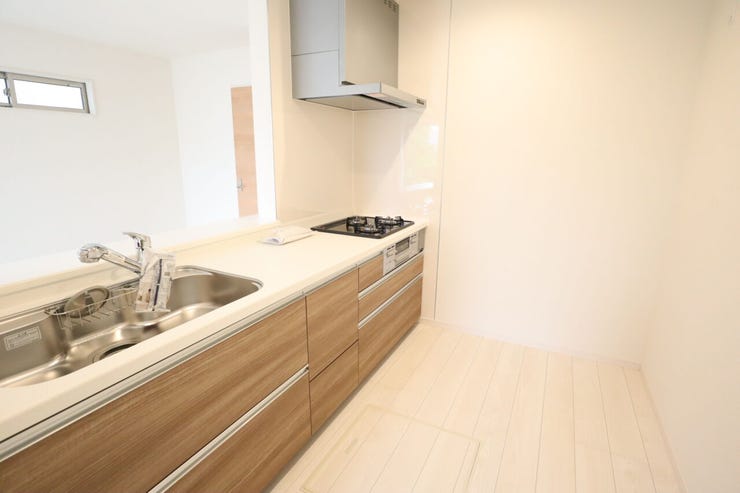 ◇キッチン◇ 同仕様
使い勝手の良いカウンターシステムキッチン♪
家事がはかどりそうです♪