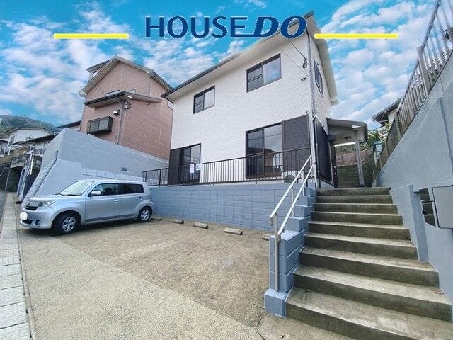 【外観】
乙金イオンまで車で3分♪リフォーム済みの戸建てが2000万円台で登場しました♪車3台駐車OK!