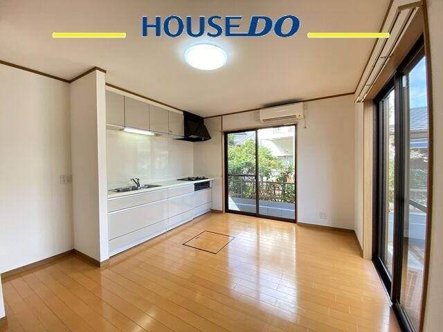 〈駐車場〉
なんと3台も駐車可能です♪