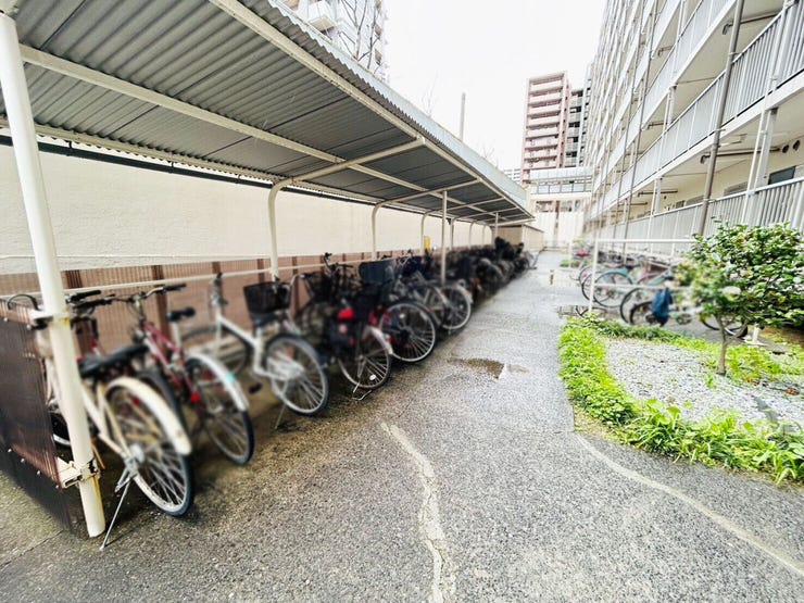 マンション横駐輪場♪