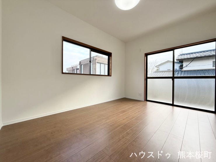 ■2階6帖洋室①■心からリラックスできる静けさ、上質な眠りで、毎日をリセットします。明日への活力を養う空間です