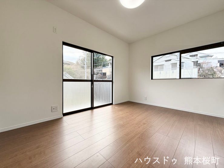 ■2階6帖洋室②■心からリラックスできる静けさ、上質な眠りで、毎日をリセットします。明日への活力を養う空間です