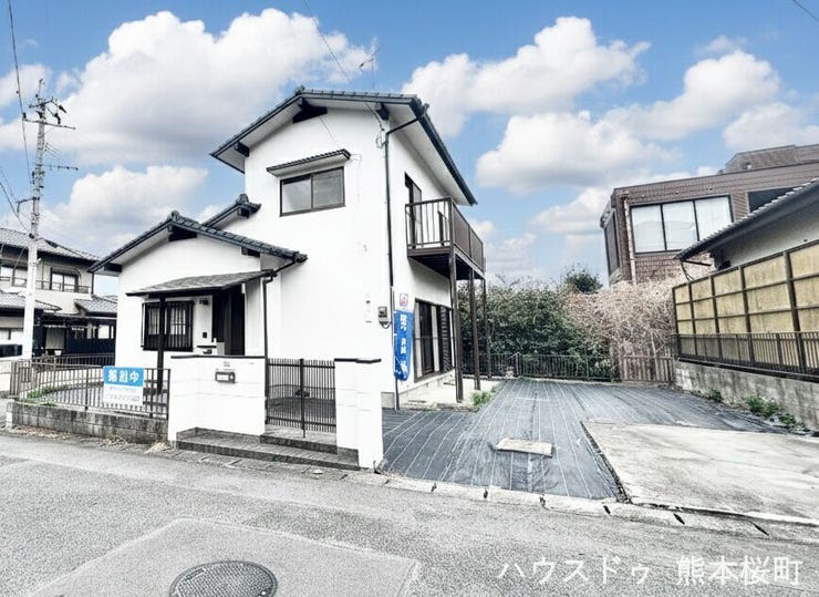 ■車と趣味の幅が広がる場所■単なる駐車スペースではない、洗車やタイヤ交換、DIYにも使える多目的な屋外スペースです