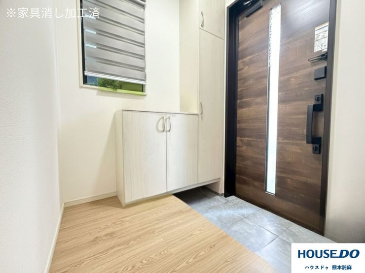 備え付けの靴箱あり!スッキリした玄関ですね♪