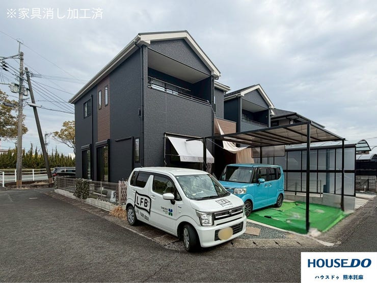 【外観】
黒×木目のアクセントがかっこいい外観!