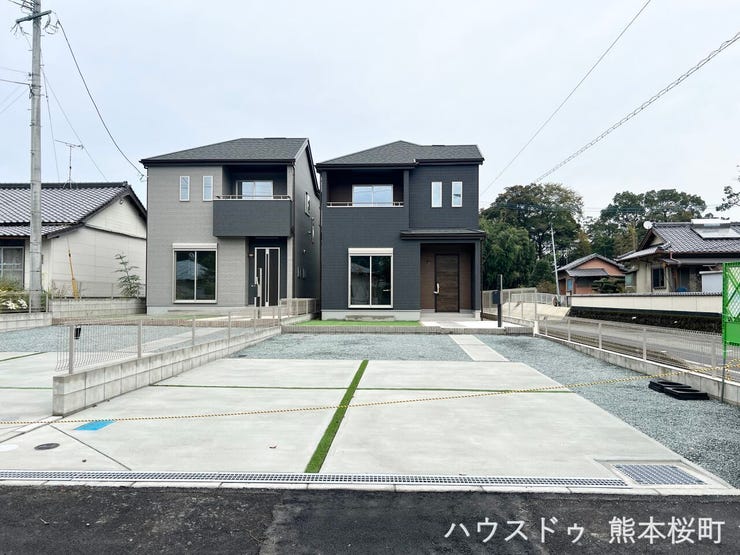 ■□■車と趣味の幅が広がる場所■□■単なる駐車スペースではない、洗車やタイヤ交換、DIYにも使える多目的な屋外スペースです。