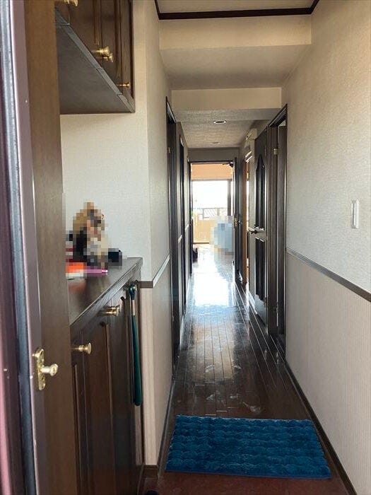 天井までの高さがあるたっぷり玄関収納。