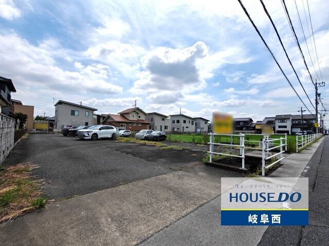 【外観】
現地(2026年8月)撮影