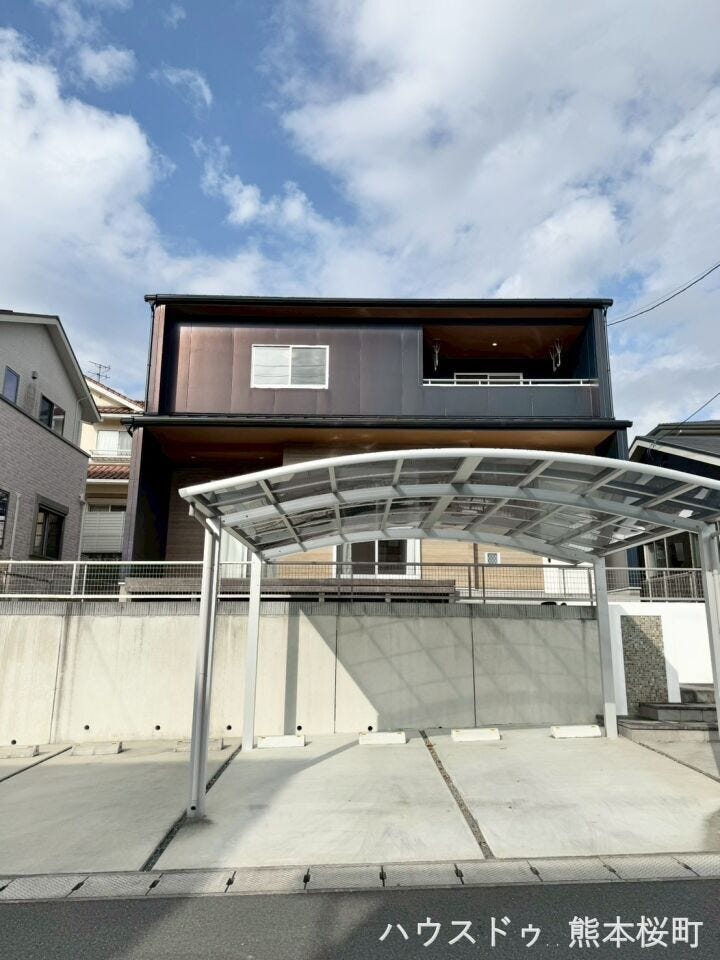 ■車と趣味の幅が広がる場所■単なる駐車スペースではない、洗車やタイヤ交換、DIYにも使える多目的な屋外スペースです。