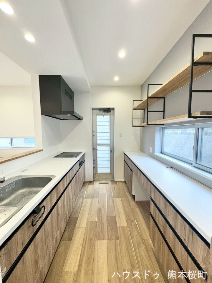 ■家族の「美味しい」が集まる舞台■高い機能性と美しいデザインを両立。料理する人も、待つ人も、笑顔になれる場所です。