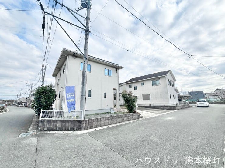 ■理想を叶える新しい暮らしの舞台■高いデザイン性と機能性を兼ね備えた住まい。ここで、家族の新しい物語が始まります。