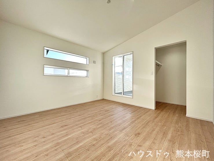 ■□■2階8.28帖洋室■□■心からリラックスできる静けさ、上質な眠りで、毎日をリセットします。明日への活力を養う空間です