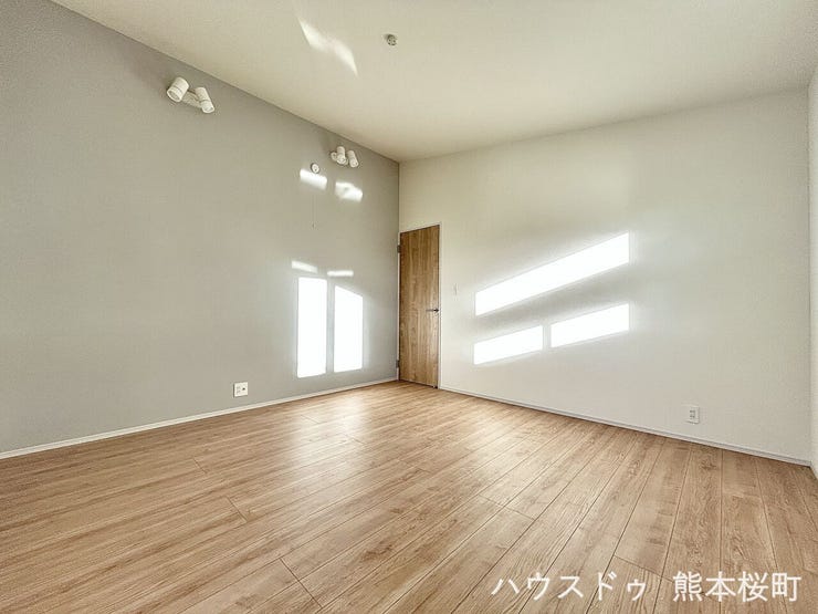 ■□■2階8.28帖洋室■□■心からリラックスできる静けさ、上質な眠りで、毎日をリセットします。明日への活力を養う空間です