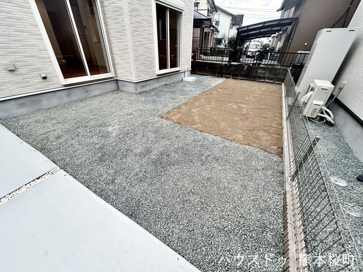 ■□■遊びと安らぎの多目的空間■□■子どもが安全に遊べ、ペットと触れ合い、大人も自然に癒やされる、暮らしを彩るスペースです。