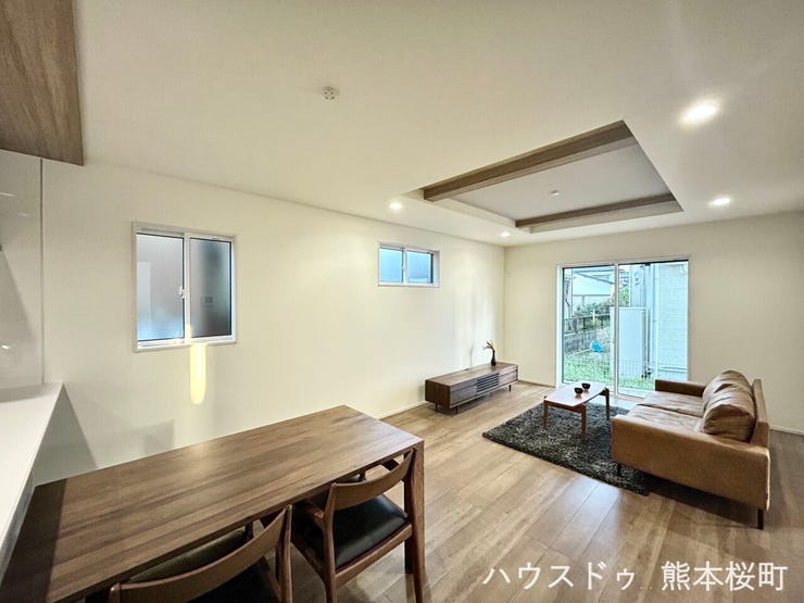 ■□■安らぎと笑顔の中心地■□■陽光が優しく降り注ぎ、会話が自然と弾む。ここでは、毎日が特別な時間へと変わります