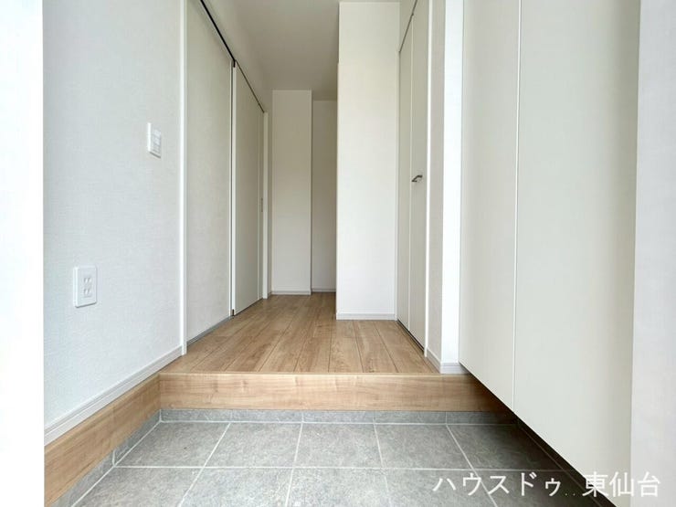 生活空間の隠れる、おもてなしの玄関です♪